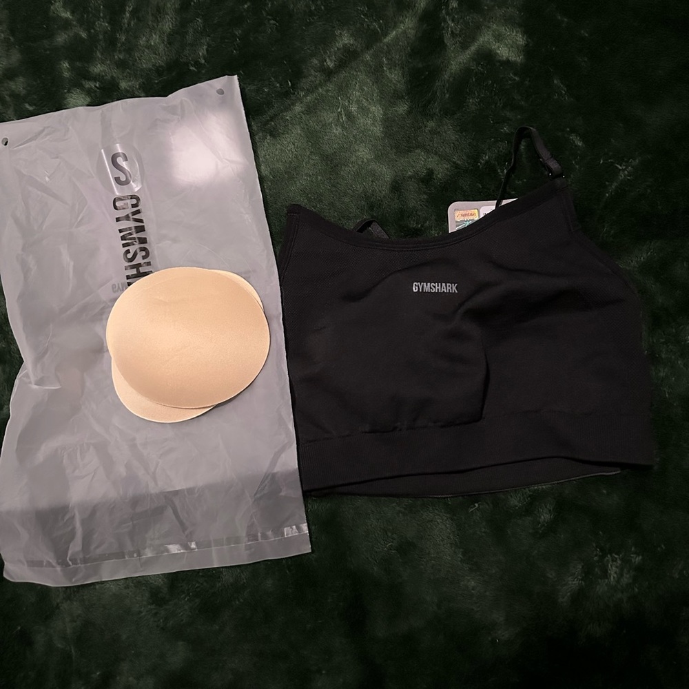Gymshark sports bra NWT size small